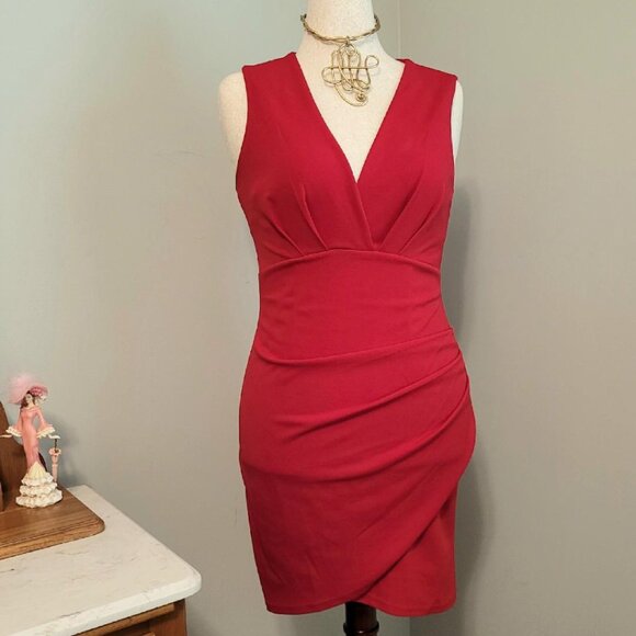 iHot Red Sleeveless Deep V Ruched Mini Cocktail Dress - Picture 1 of 5